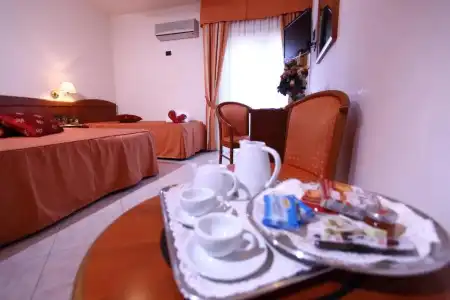 Za' Maria - 46