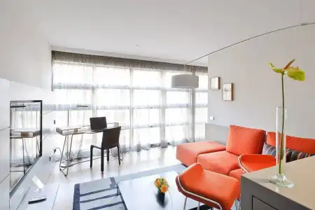 Reina Petronila - 14