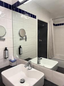 Best Western Plough & Harrow - 61