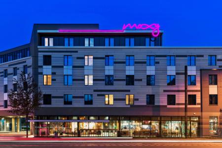 Moxy Duesseldorf South - 20
