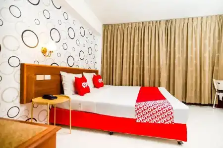 OYO 320 Regent 2002 Guest House - 17