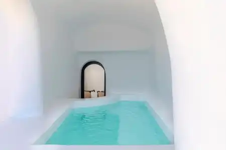 Olvos Luxury Suites - 35