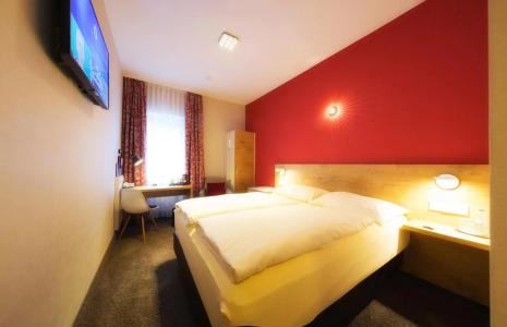 Azenberg Stuttgart, Sure Collection by BW - 34