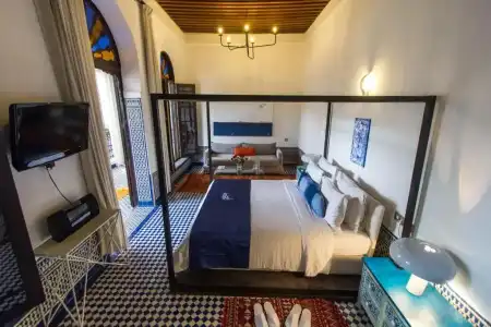 Riad Braya - 77