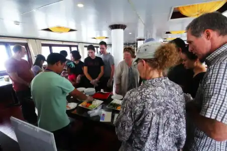 Halong Sapphire Cruises - 19
