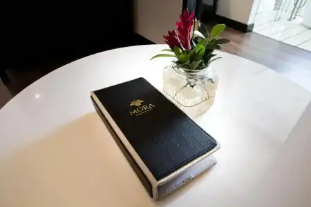 Mora Boutique - 44