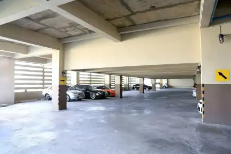 L.A.Tower - 0
