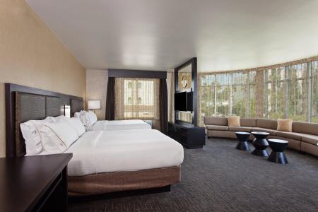Holiday Inn Express & Suites Anaheim Resort Area by IHG - 3