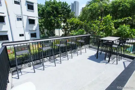 Lloyd's Inn - 12