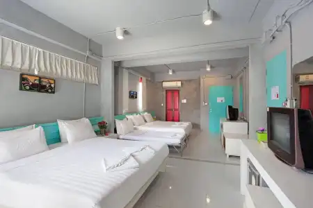 Madam Inn Patong - 35