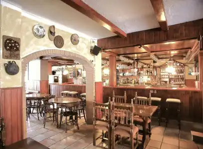 Hostal Isabel - 16