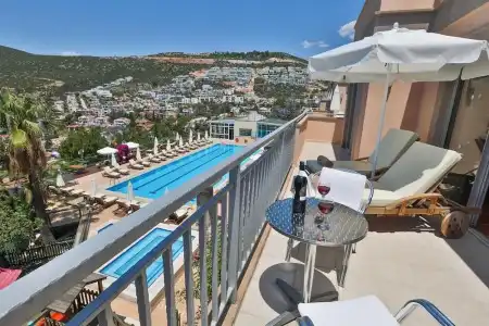 Happy Kalkan - 30