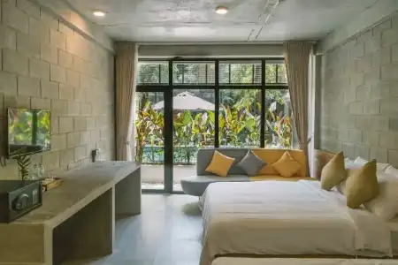Larimar and Resort - 5