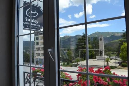 Funky Guest House & Adventures - 6