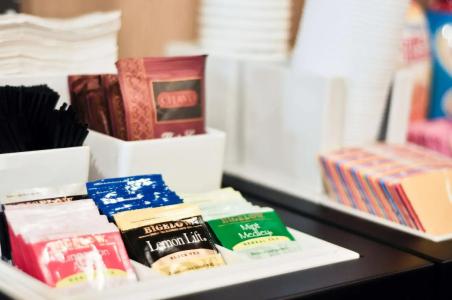 Hampton Inn & Suites Louisville East - 42