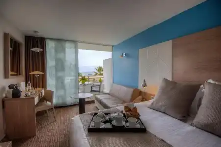 Hôtel Point France - 95