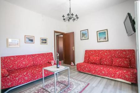Garden Apartment - 137