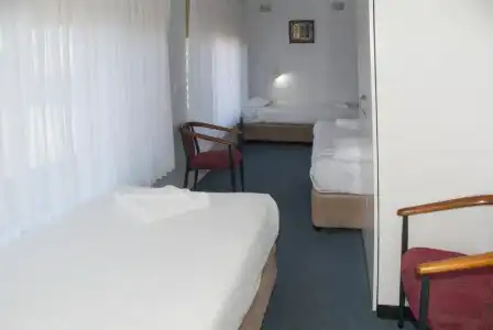 Port Aloha Motel - 39