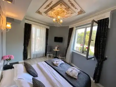 Gülhane Corner - 78