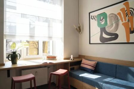 Corner - 44