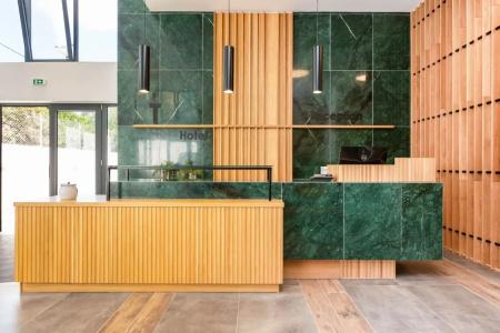 T Premium Suites - 15