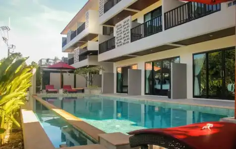 Amarina Green - 24