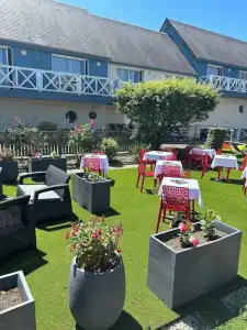 Contact Hôtel - Hôtel les Bleuets & SPA - 43
