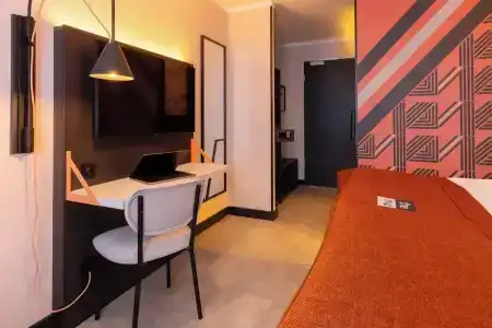 Holiday Inn - the niu, BLADE SOLINGEN by IHG - 28