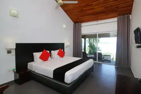 Kalla Bongo Lake Resort - 39