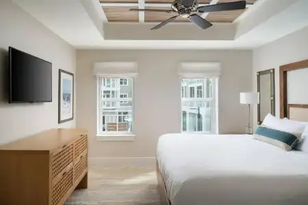 Waterline Villas & Marina, Autograph Collection - 24