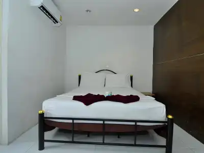 Kitty Guesthouse - 1