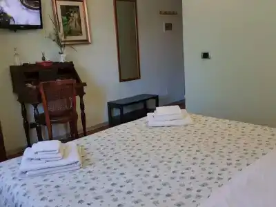 Aurelia Garden Gold Bed & Breakfast - 4