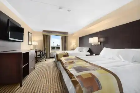 Comfort Inn & Conference Centre Toronto Airport - 30