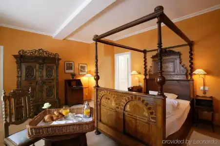 SchlossHugenpoet - 7