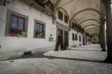 Loggiato dei Serviti - 12