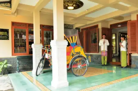 Balai Melayu - 25