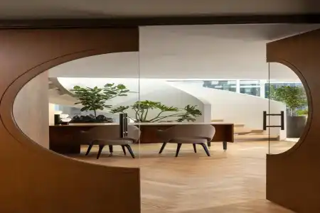 Fairmont Pacific Rim - 16
