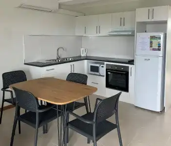 Airlie Beach Apartments - 20