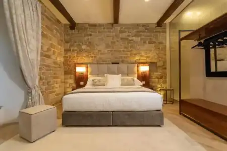 Donati Luxury Tower Suites - 268