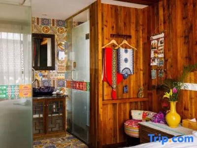 Huage Hostel - 102