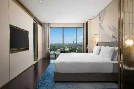 HUALUXE Shanghai Changfeng Park by IHG - 44