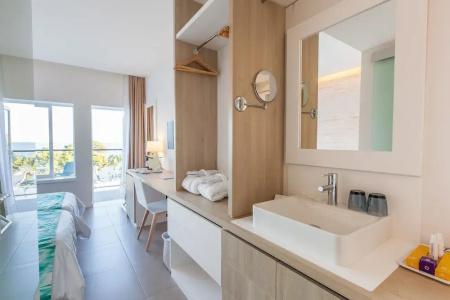 FERGUS Style Palmanova - Adults Only - 11