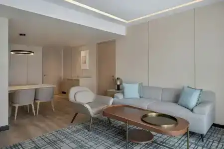 Courtyard by Marriott Mumbai International Airport - 88