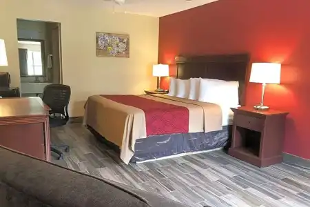 Econo Lodge Inn & Suites Fulton - Rockport - 32