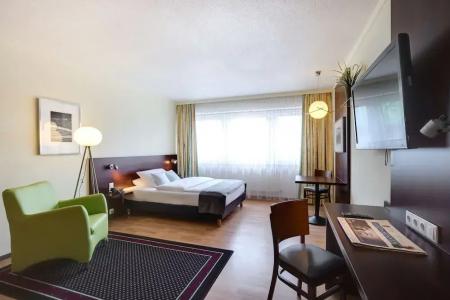 Best Western Ambassador - 110