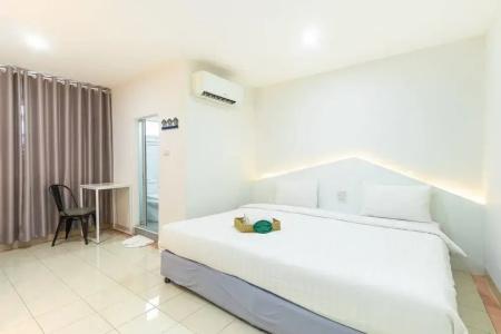 Bed by Boat & Apartment - 144