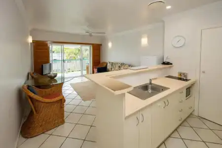 City Terraces Cairns - 21