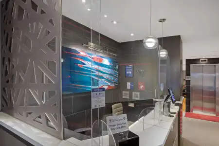 Best Western Plus Hospitality House - 14