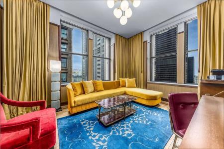 Canopy by Hilton Chicago Central Loop - 6