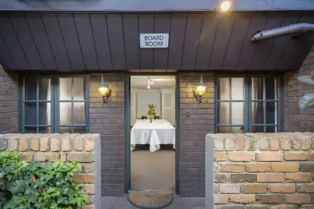 Adelaide Inn - 16
